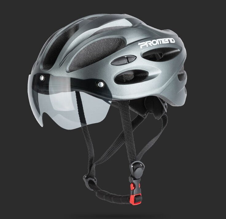 Panorama du casque gris fer