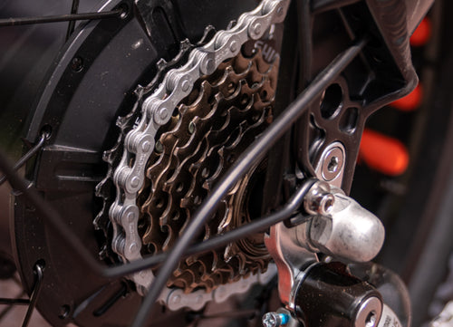 DÉRAILLEUR SHIMANO À 7 VITESSES