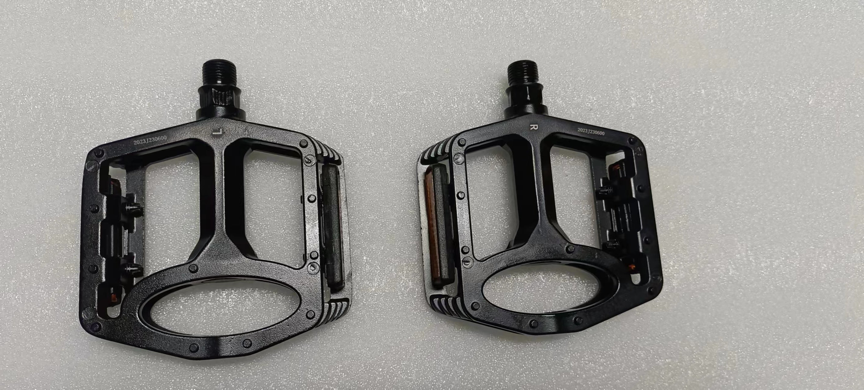 LANKELEISI Electric Bike Pedals